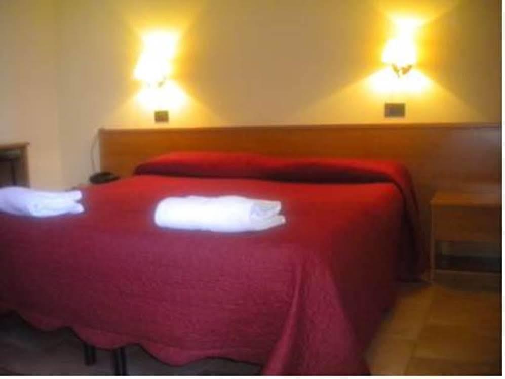 Hotel Benvenuti Флоренция Экстерьер фото